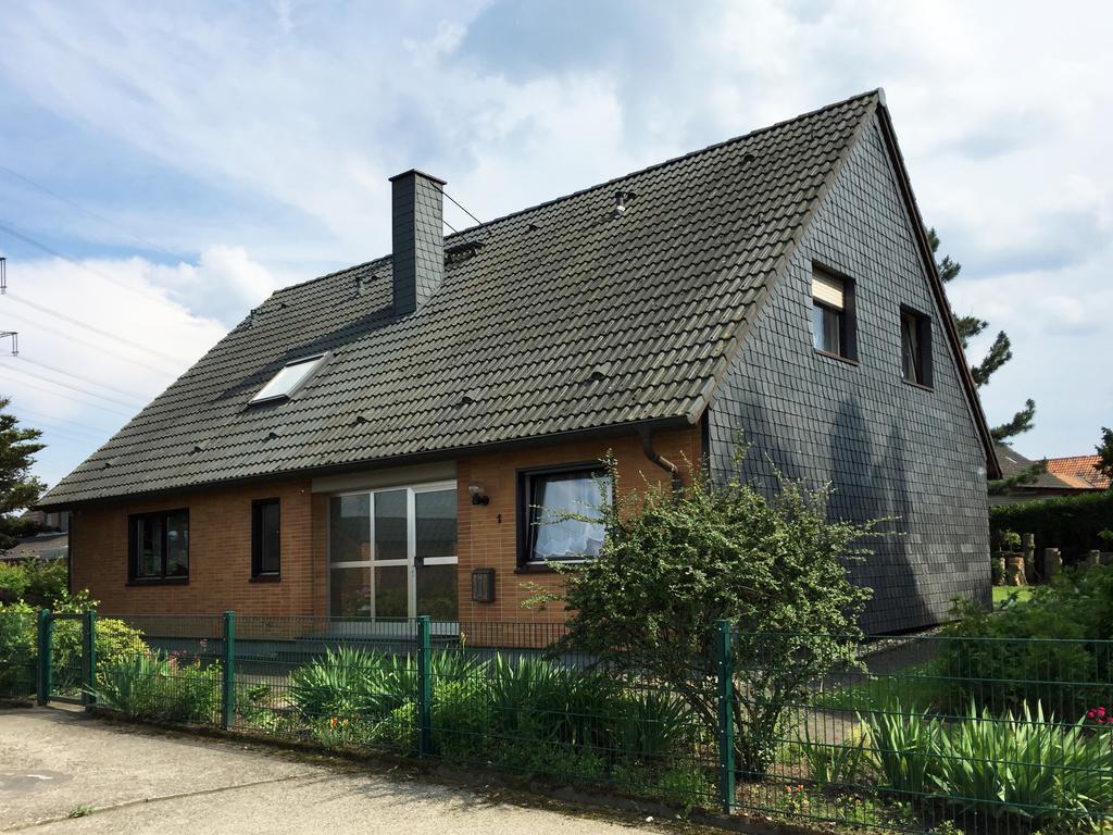 Privatunterkunft "An Der Hecke" ノイス エクステリア 写真